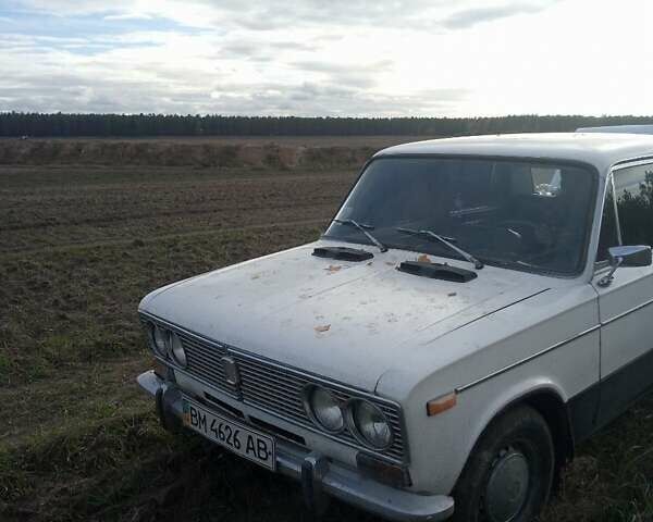 Белый ВАЗ 2103, объемом двигателя 1.3 л и пробегом 400 тыс. км за 750 $, фото 1 на Automoto.ua