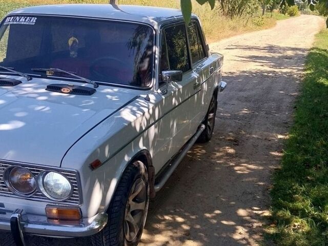 Белый ВАЗ 2103, объемом двигателя 1.5 л и пробегом 61 тыс. км за 1199 $, фото 4 на Automoto.ua