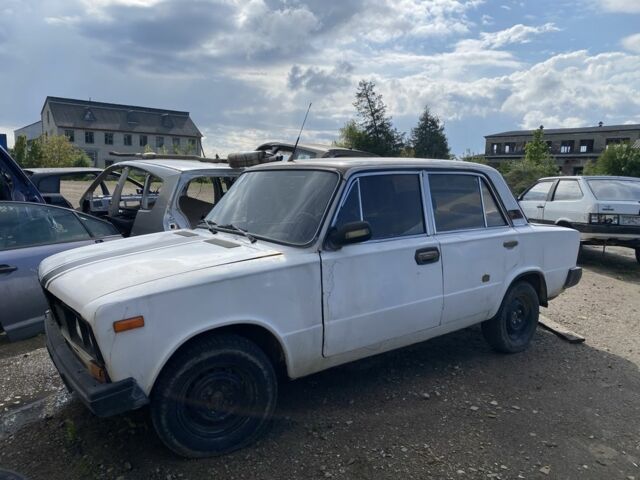 Белый ВАЗ 2103, объемом двигателя 1.5 л и пробегом 79 тыс. км за 350 $, фото 2 на Automoto.ua