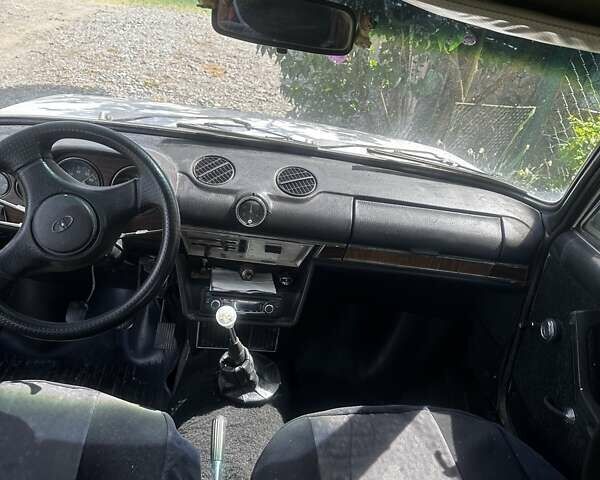 Белый ВАЗ 2103, объемом двигателя 0 л и пробегом 92 тыс. км за 350 $, фото 5 на Automoto.ua