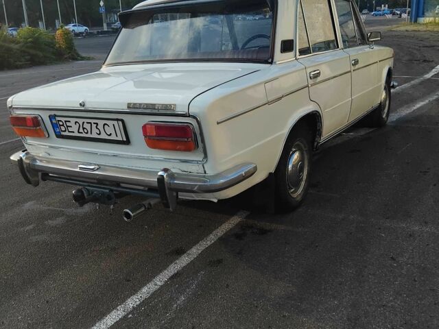 Белый ВАЗ 2103, объемом двигателя 1.5 л и пробегом 67 тыс. км за 1050 $, фото 2 на Automoto.ua