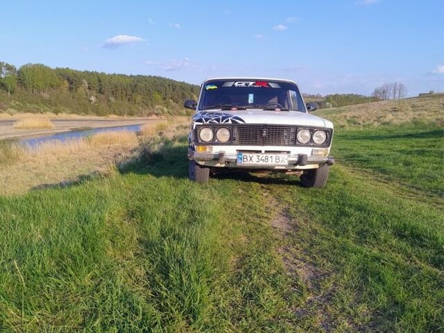 Белый ВАЗ 2103, объемом двигателя 1.5 л и пробегом 150 тыс. км за 725 $, фото 1 на Automoto.ua