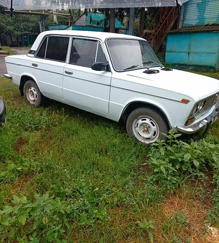 Білий ВАЗ 2103, об'ємом двигуна 1.5 л та пробігом 150 тис. км за 1100 $, фото 2 на Automoto.ua
