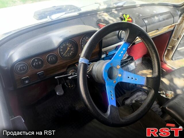 Белый ВАЗ 2103, объемом двигателя 1.5 л и пробегом 90 тыс. км за 420 $, фото 6 на Automoto.ua