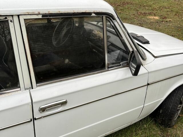 Белый ВАЗ 2103, объемом двигателя 0 л и пробегом 3 тыс. км за 310 $, фото 6 на Automoto.ua