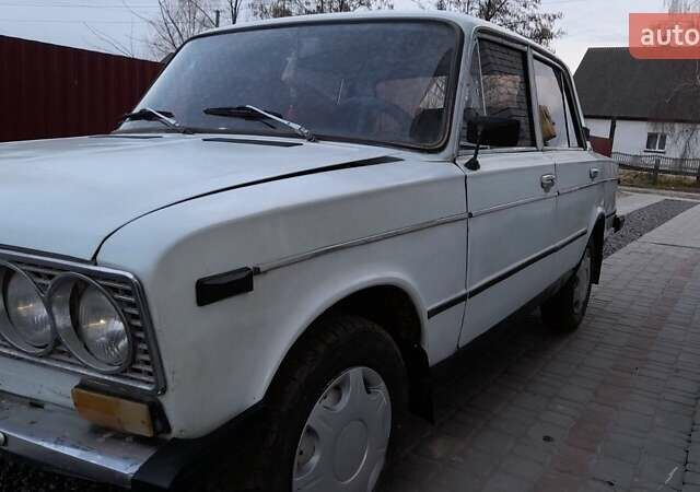 Білий ВАЗ 2103, об'ємом двигуна 1.6 л та пробігом 300 тис. км за 550 $, фото 5 на Automoto.ua