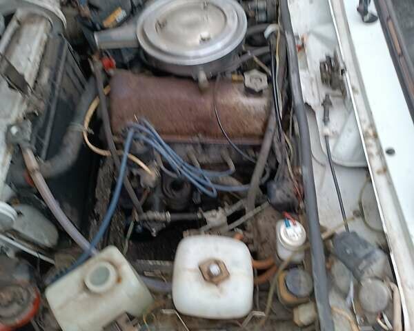 Білий ВАЗ 2103, об'ємом двигуна 1.5 л та пробігом 250 тис. км за 450 $, фото 1 на Automoto.ua