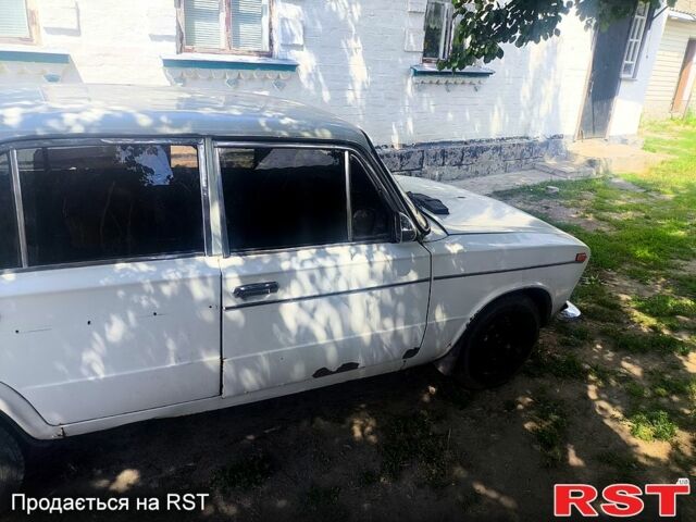 Белый ВАЗ 2103, объемом двигателя 1.5 л и пробегом 90 тыс. км за 420 $, фото 4 на Automoto.ua
