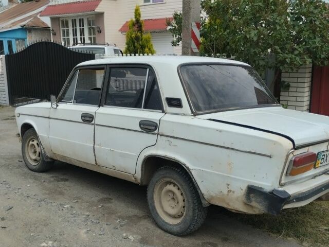 Белый ВАЗ 2103, объемом двигателя 0 л и пробегом 1 тыс. км за 289 $, фото 2 на Automoto.ua