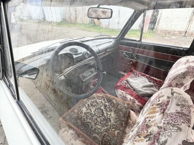 ВАЗ 2103 1978 в Черновцах на Automoto.ua Белый ВАЗ 2103, объемом двигателя 1.5 л и пробегом 300 тыс. км за 1100 $, фото 5 на Automoto.ua
