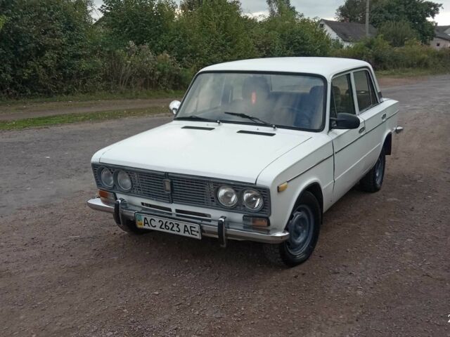 Белый ВАЗ 2103, объемом двигателя 1.3 л и пробегом 330 тыс. км за 404 $, фото 4 на Automoto.ua