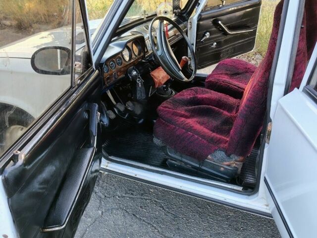 Белый ВАЗ 2103, объемом двигателя 0 л и пробегом 789 тыс. км за 1000 $, фото 11 на Automoto.ua