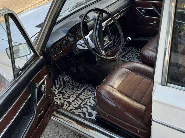 Білий ВАЗ 2103, об'ємом двигуна 1.5 л та пробігом 348 тис. км за 600 $, фото 11 на Automoto.ua