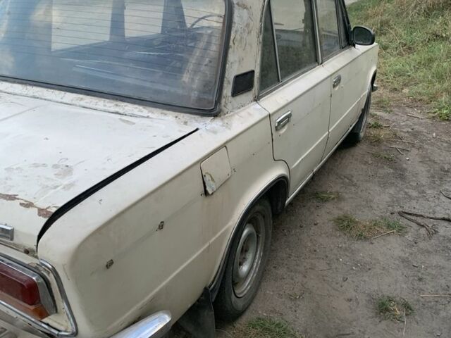 Белый ВАЗ 2103, объемом двигателя 1.3 л и пробегом 3 тыс. км за 219 $, фото 4 на Automoto.ua