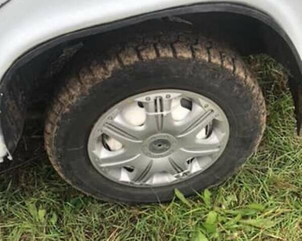 Білий ВАЗ 2103, об'ємом двигуна 1.5 л та пробігом 100 тис. км за 607 $, фото 22 на Automoto.ua