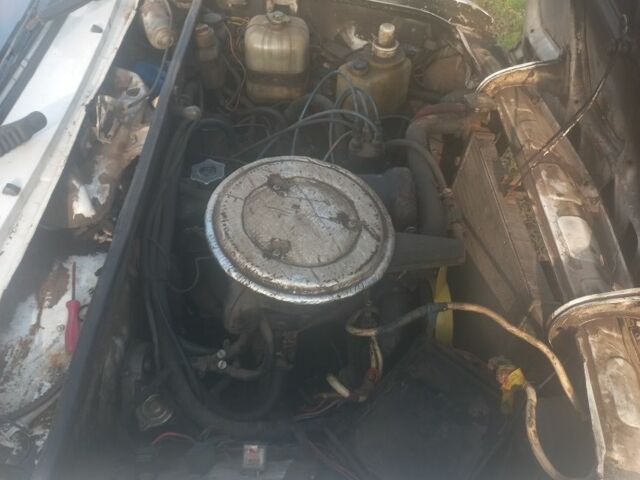 Белый ВАЗ 2103, объемом двигателя 1.5 л и пробегом 11 тыс. км за 238 $, фото 7 на Automoto.ua