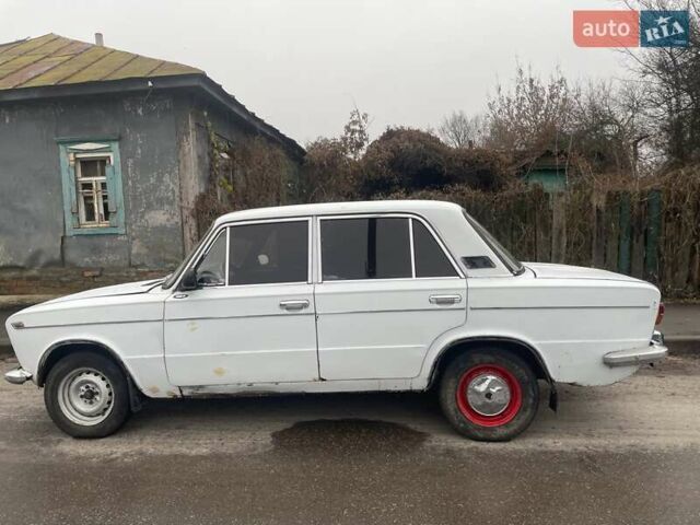 Белый ВАЗ 2103, объемом двигателя 1.5 л и пробегом 31 тыс. км за 550 $, фото 4 на Automoto.ua