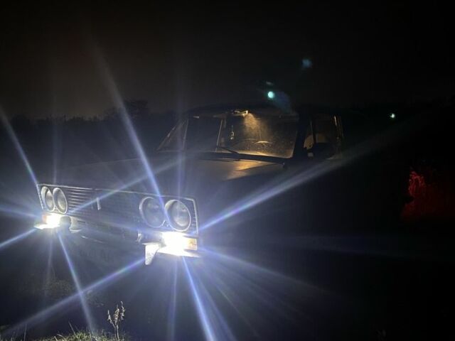 Білий ВАЗ 2103, об'ємом двигуна 0 л та пробігом 777 тис. км за 355 $, фото 4 на Automoto.ua