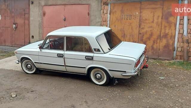Белый ВАЗ 2103, объемом двигателя 1.45 л и пробегом 170 тыс. км за 1500 $, фото 2 на Automoto.ua