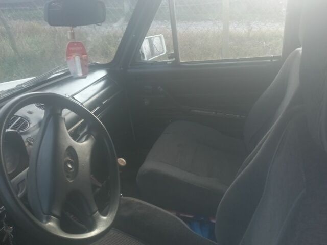 Белый ВАЗ 2103, объемом двигателя 1.5 л и пробегом 11 тыс. км за 238 $, фото 4 на Automoto.ua