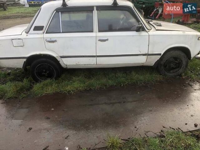 Білий ВАЗ 2103, об'ємом двигуна 0 л та пробігом 1000 тис. км за 355 $, фото 5 на Automoto.ua