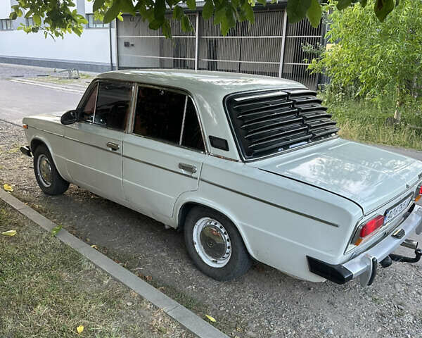 Білий ВАЗ 2103, об'ємом двигуна 1.5 л та пробігом 48 тис. км за 850 $, фото 2 на Automoto.ua