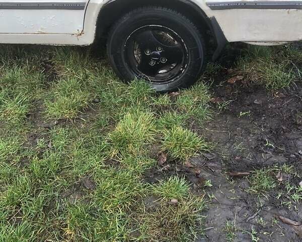 Білий ВАЗ 2103, об'ємом двигуна 0 л та пробігом 1000 тис. км за 355 $, фото 1 на Automoto.ua