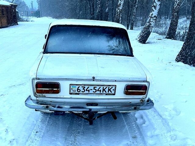 Белый ВАЗ 2103, объемом двигателя 1.3 л и пробегом 283 тыс. км за 700 $, фото 1 на Automoto.ua