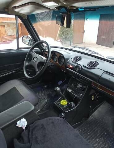 Белый ВАЗ 2103, объемом двигателя 1.6 л и пробегом 77 тыс. км за 850 $, фото 3 на Automoto.ua
