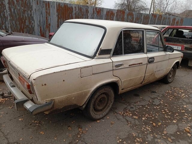Белый ВАЗ 2103, объемом двигателя 1.5 л и пробегом 270 тыс. км за 270 $, фото 3 на Automoto.ua