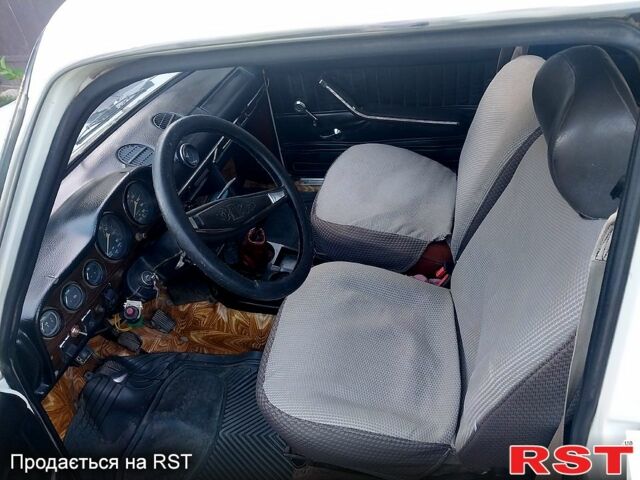 Белый ВАЗ 2103, объемом двигателя 1.3 л и пробегом 160 тыс. км за 850 $, фото 8 на Automoto.ua