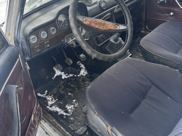 Белый ВАЗ 2103, объемом двигателя 1.5 л и пробегом 3 тыс. км за 550 $, фото 5 на Automoto.ua