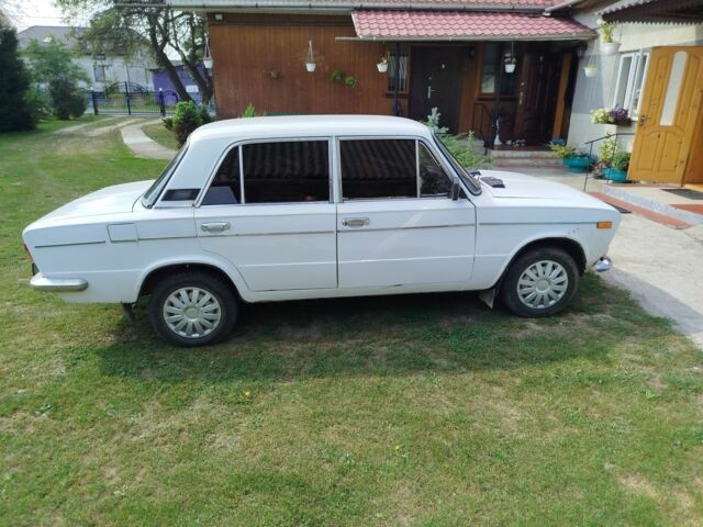 Белый ВАЗ 2103, объемом двигателя 1.5 л и пробегом 20 тыс. км за 650 $, фото 8 на Automoto.ua