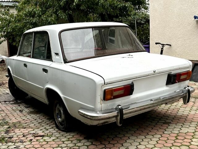 Білий ВАЗ 2103, об'ємом двигуна 0 л та пробігом 65 тис. км за 170 $, фото 6 на Automoto.ua