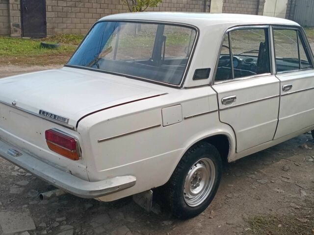 Белый ВАЗ 2103, объемом двигателя 1.5 л и пробегом 55 тыс. км за 500 $, фото 11 на Automoto.ua