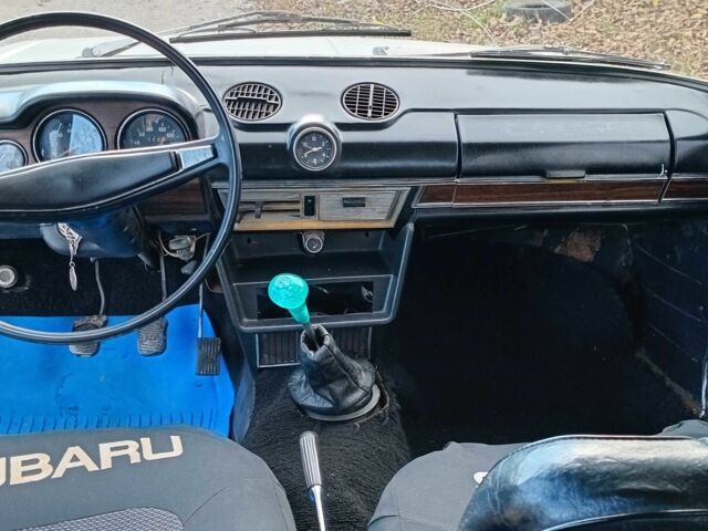 Белый ВАЗ 2103, объемом двигателя 1.5 л и пробегом 55 тыс. км за 500 $, фото 6 на Automoto.ua