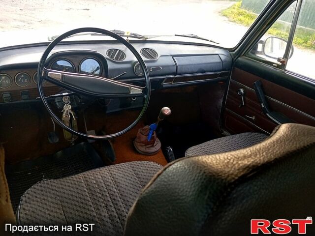 ВАЗ 2103 1983 в Житомире на Automoto.ua Белый ВАЗ 2103, объемом двигателя 1.3 л и пробегом 0 тыс. км за 550 $, фото 8 на Automoto.ua