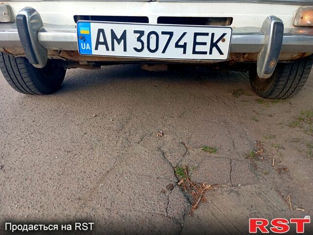 ВАЗ 2103 1983 в Житомире на Automoto.ua Белый ВАЗ 2103, объемом двигателя 1.3 л и пробегом 0 тыс. км за 550 $, фото 2 на Automoto.ua