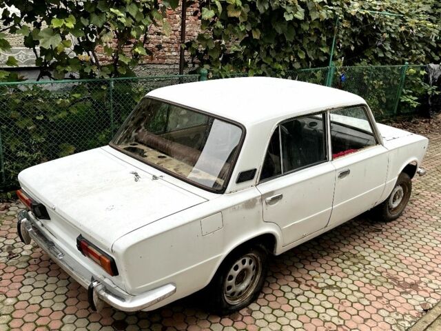 Білий ВАЗ 2103, об'ємом двигуна 0 л та пробігом 65 тис. км за 170 $, фото 2 на Automoto.ua