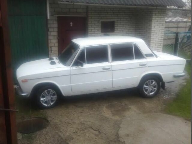 Белый ВАЗ 2103, объемом двигателя 1.5 л и пробегом 20 тыс. км за 650 $, фото 1 на Automoto.ua