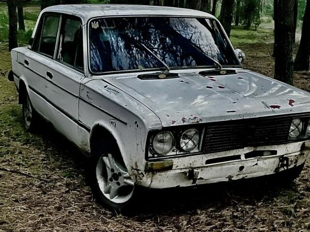 Белый ВАЗ 2103, объемом двигателя 0 л и пробегом 1000 тыс. км за 200 $, фото 1 на Automoto.ua
