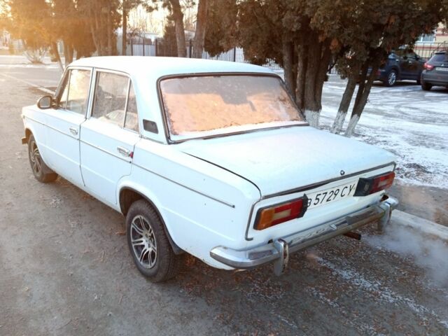 Белый ВАЗ 2103, объемом двигателя 1.6 л и пробегом 70 тыс. км за 1000 $, фото 2 на Automoto.ua
