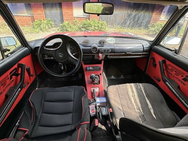 Белый ВАЗ 2103, объемом двигателя 1.5 л и пробегом 444 тыс. км за 720 $, фото 6 на Automoto.ua