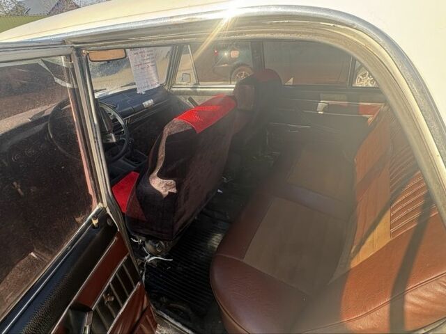 Белый ВАЗ 2103, объемом двигателя 1.5 л и пробегом 3 тыс. км за 307 $, фото 6 на Automoto.ua