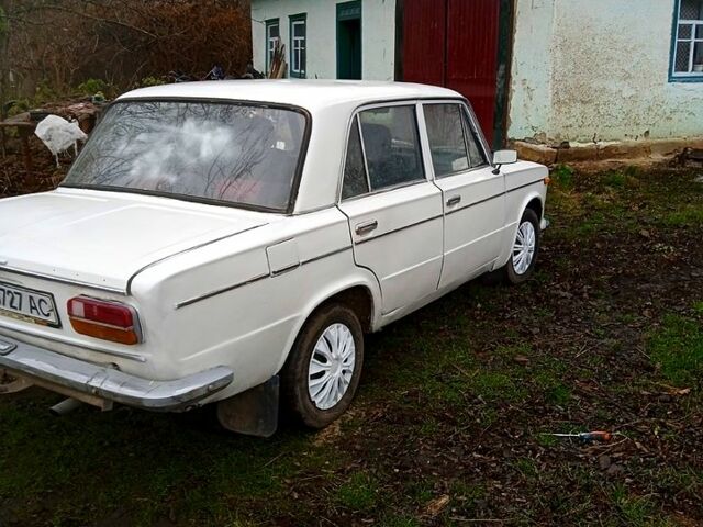 Білий ВАЗ 2103, об'ємом двигуна 1.5 л та пробігом 220 тис. км за 350 $, фото 4 на Automoto.ua