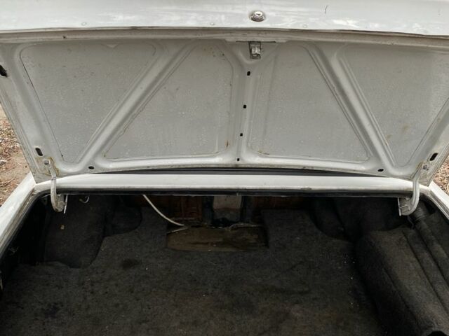 Белый ВАЗ 2103, объемом двигателя 1.6 л и пробегом 1000 тыс. км за 1500 $, фото 2 на Automoto.ua