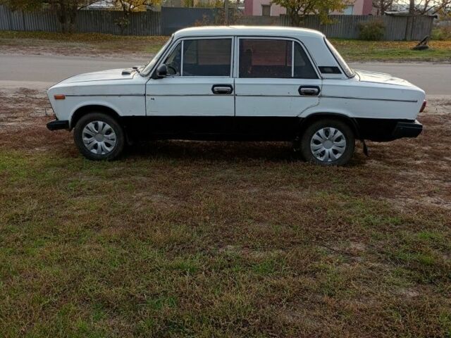 ВАЗ 2103 1988 в Мерефа на Automoto.ua Белый ВАЗ 2103, объемом двигателя 5 л и пробегом 1 тыс. км за 450 $, фото 5 на Automoto.ua