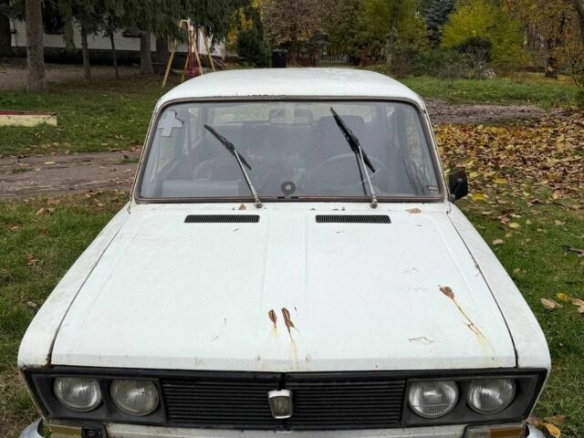 Белый ВАЗ 2103, объемом двигателя 1 л и пробегом 100 тыс. км за 263 $, фото 2 на Automoto.ua