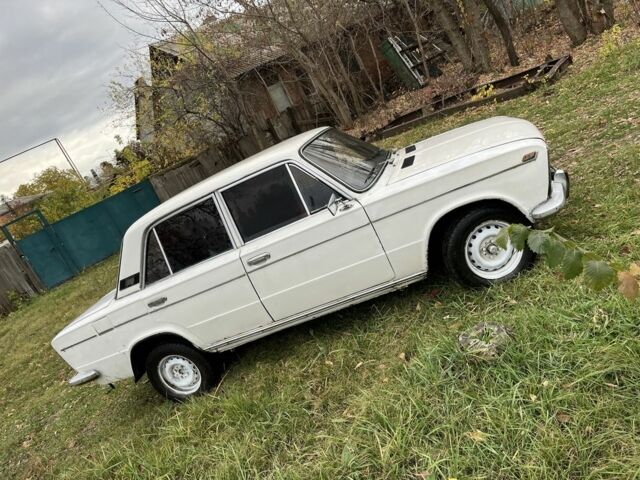 ВАЗ 2103 1990 у Славянске на Automoto.ua Білий ВАЗ 2103, об'ємом двигуна 1.6 л та пробігом 10 тис. км за 535 $, фото 2 на Automoto.ua
