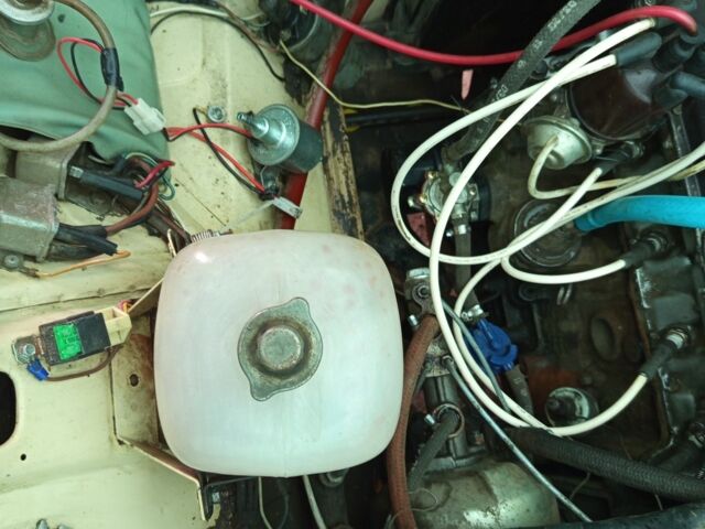 Белый ВАЗ 2103, объемом двигателя 1.3 л и пробегом 90 тыс. км за 809 $, фото 13 на Automoto.ua